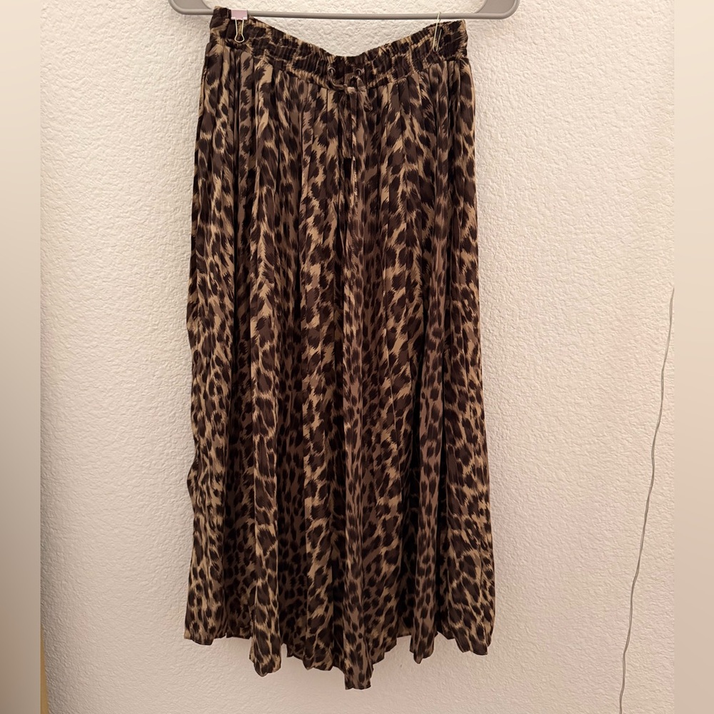 Banana Republic Leopard Print Midi Skirt